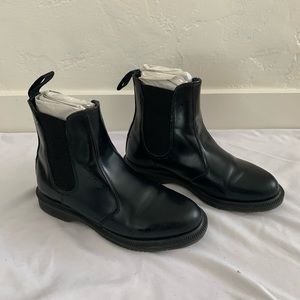 Great Condition - DR MARTENS - Black Chelsea Boots